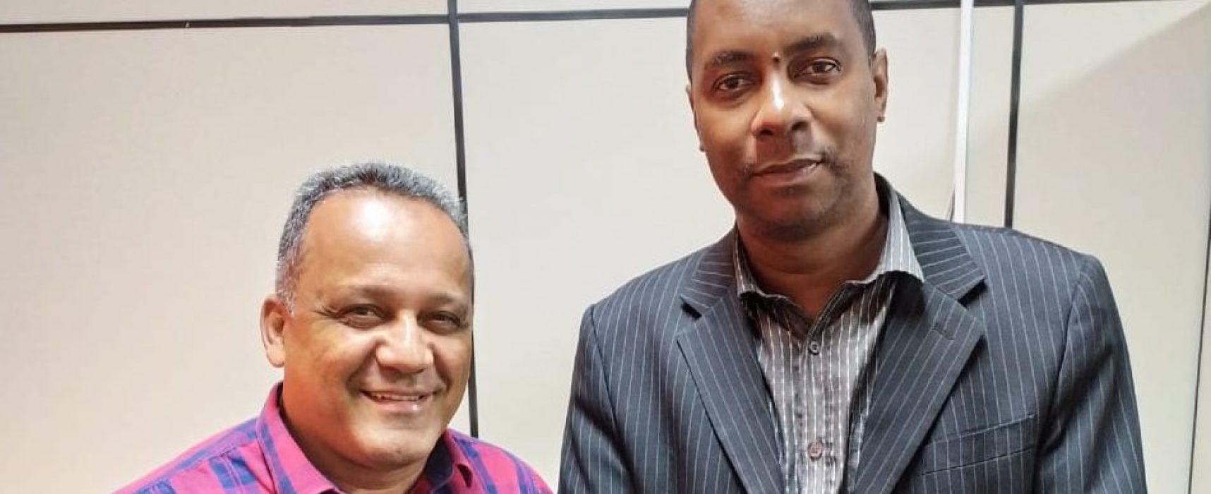 Vereador Luiz Carlos Escuta começa a discutir projetos para “ILHÉUS RUMO AOS 500 ANOS”.