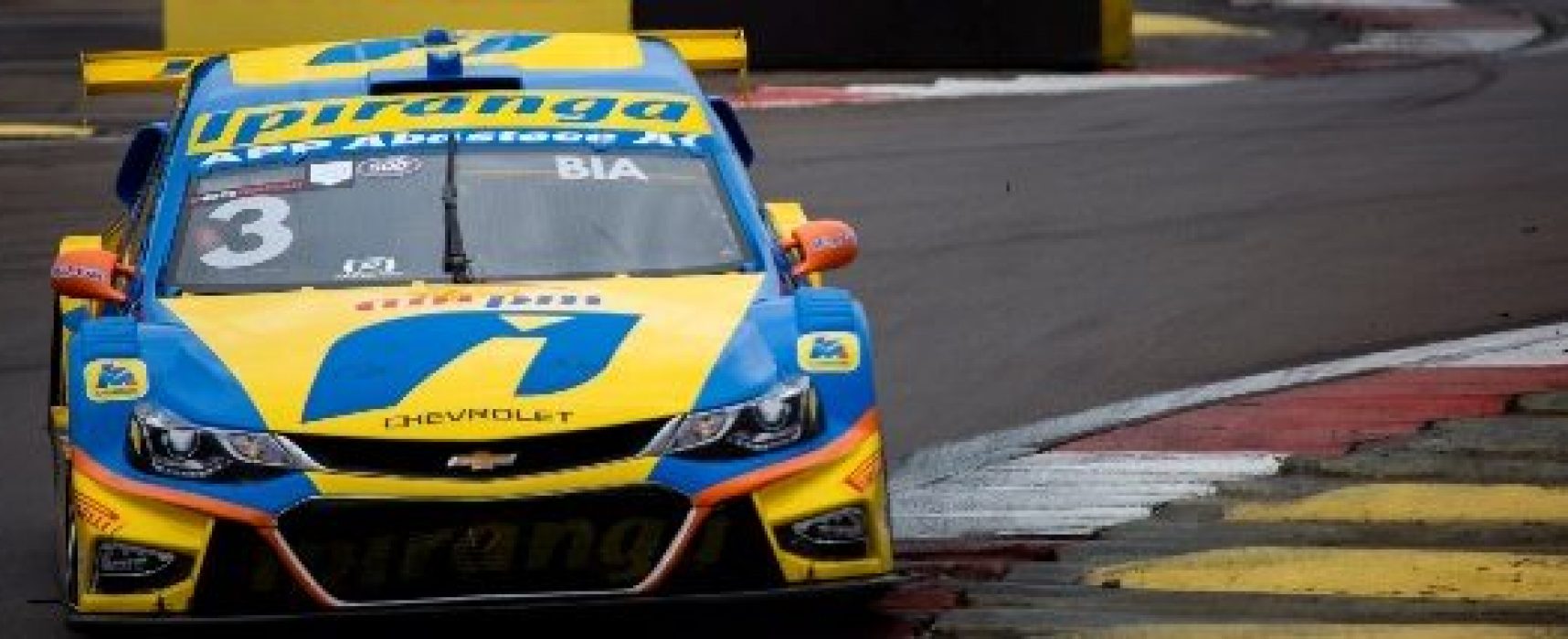 Bia Figueiredo vai atrás do pódio na Corrida do Milhão em Interlagos