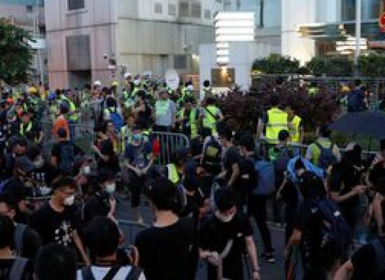 Professores protestam em Hong Kong