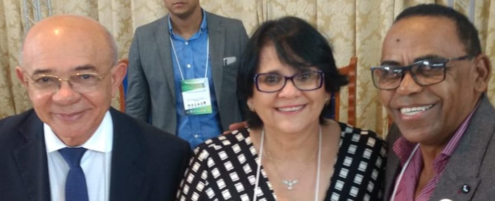 Vereador Pastor Matos participa de I Simpósio para Agentes Políticos do Estado da Bahia