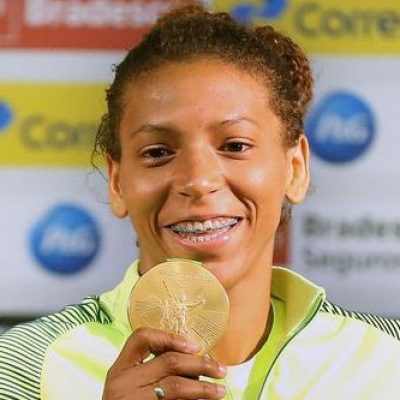 Campeã olímpica Rafaela Silva se defende de acusação de doping