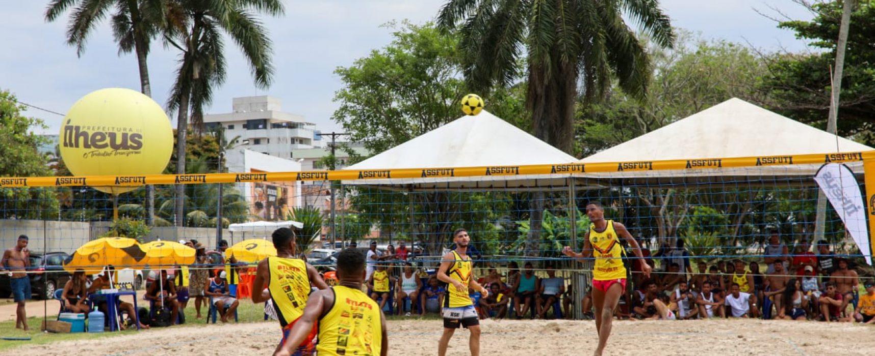 Etapa do Circuito Ilheense de Futevôlei agita as areias da cidade