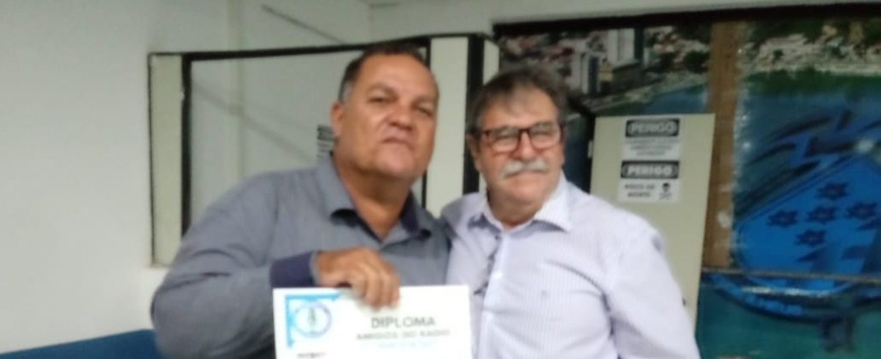 MARINHO SANTOS é homenageado pelo STERT como o mais destacado repórter policial da Bahia