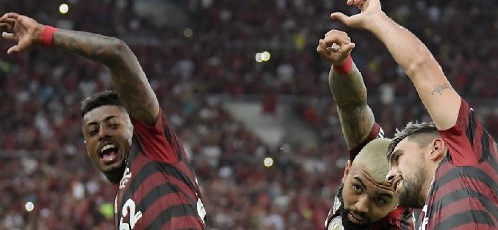 Flamengo vence Bangu no retorno do primeiro estadual do país