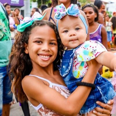 Evento leva alegria para mais de 3 mil crianças na Avenida Soares Lopes
