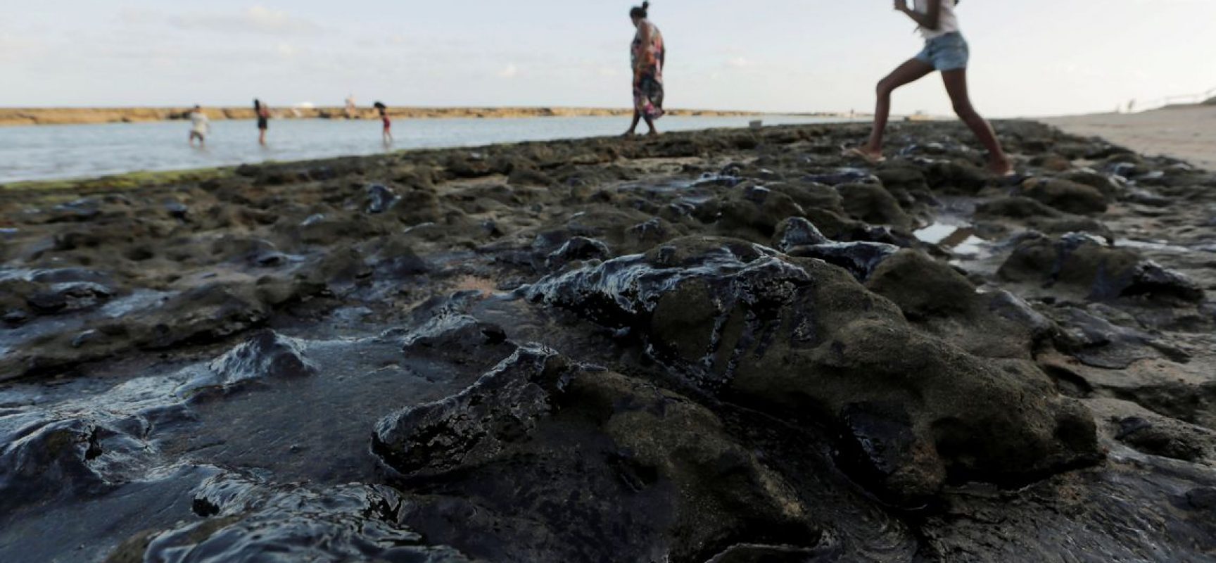 Maia vai decidir sobre CPI do vazamento de óleo até segunda-feira