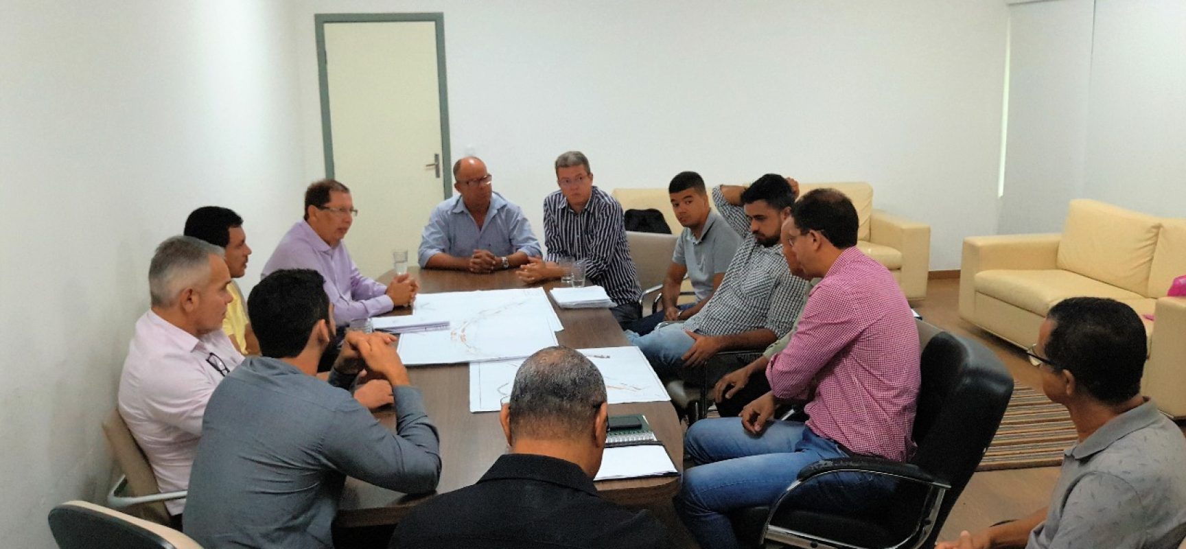 Prefeitura de Ilhéus discute obras da Vila Gastronômica do Banco da Vitória