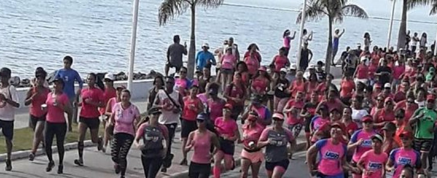 Sucesso Absoluto Outubro Rosa Liga das Corredoras em Porto Seguro