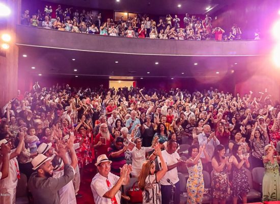 Movimento coral se consolida atraindo grande público ao Teatro Municipal de Ilhéus