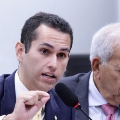 Congresso pode votar proposta orçamentária na terça-feira