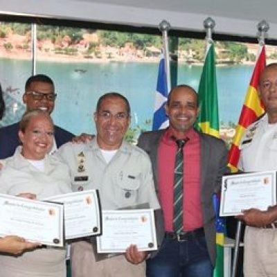 Estudantes do Proerd recebem Moção de Congratulação na Câmara de Ilhéus