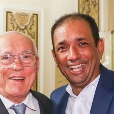 Prefeito de Ilhéus participada comemoração dos 30 anos do Sicomércio
