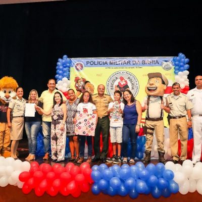 Proerd realiza formatura para mil estudantes de escolas públicas de Ilhéus