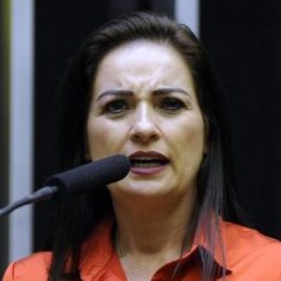 Projeto obriga rede do SUS a oferecer exame de mamografia no período noturno