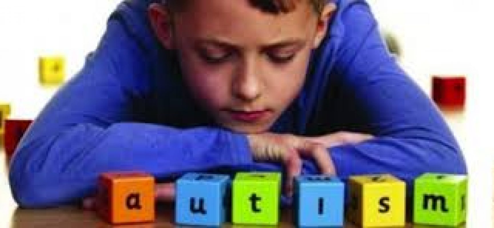 Bolsonaro sanciona lei que institui carteira nacional do autista