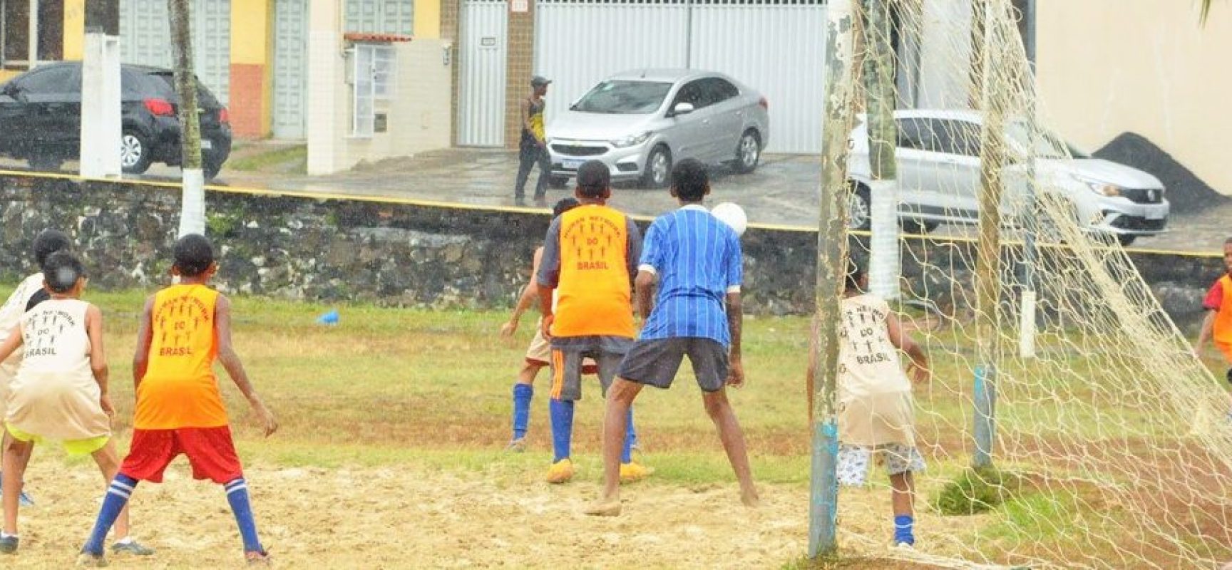 HNB renova convênio de apoio à Escolinha de Futebol Os Meninos de Ilhéus para 2020