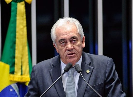 Otto diz ser contra impeachment de Bolsonaro: ‘Vai resolver o quê?’