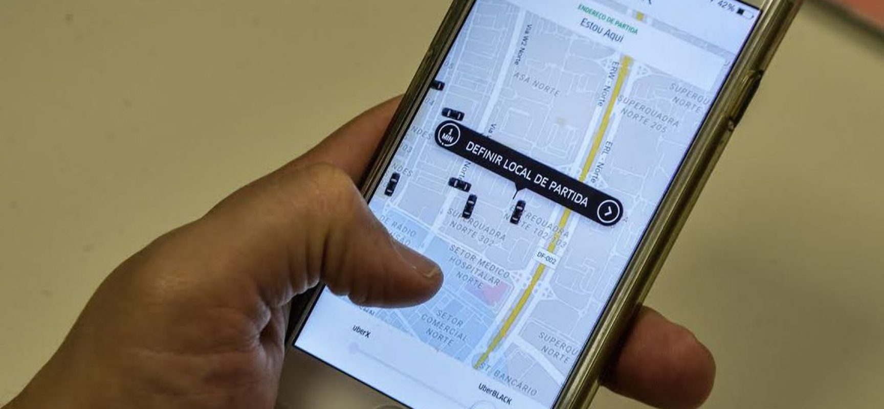 Em decisão inédita, TST diz que motorista não é empregado do Uber