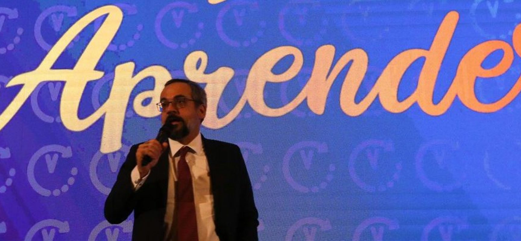 MEC lança programa para aprimorar alfabetização