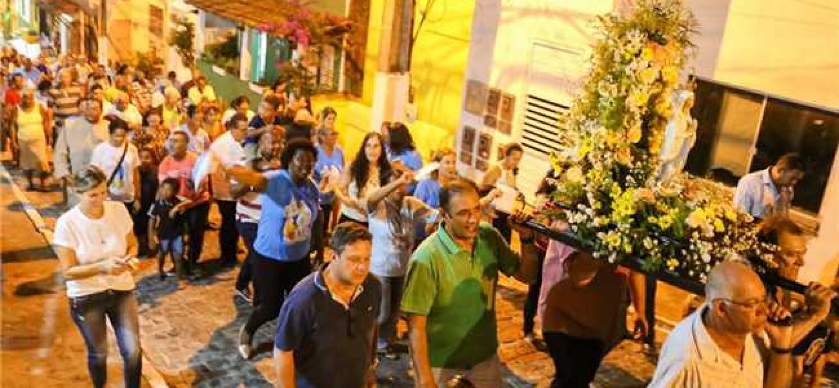 Procissão e festa em louvor à Nossa Senhora de Lourdes reúne comunidade do Outeiro