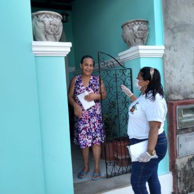 Agentes de endemias reforçam ações de combate à dengue sem entrar em casas