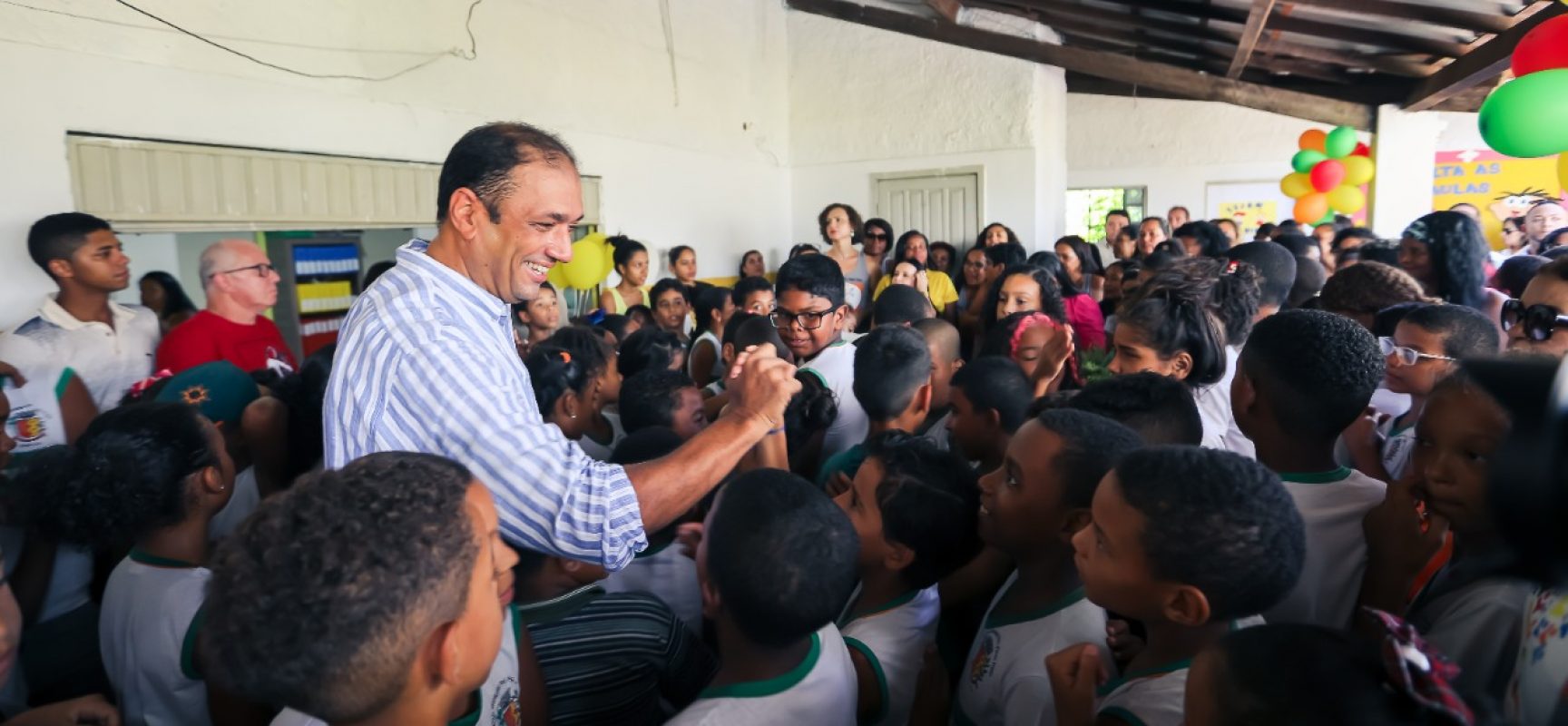 Assinada ordem de serviço para reforma da Escola Paulo Freire