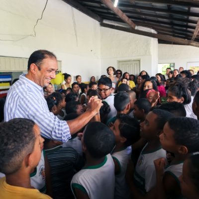 Assinada ordem de serviço para reforma da Escola Paulo Freire