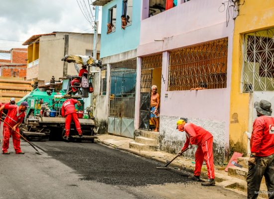 Obras de requalificação asfáltica continuam no bairro Teotônio Vilela