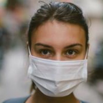 No Rio já é obrigatório o uso de máscaras. E, pq em Ilhéus ainda tá relachado?