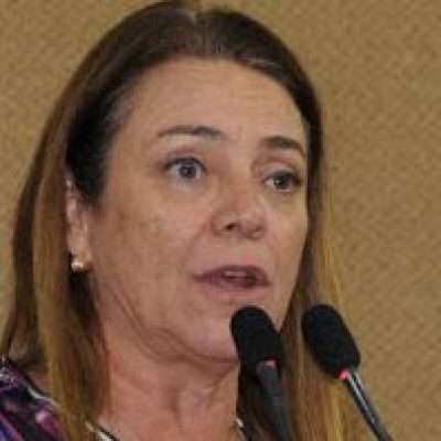 Projeto de Lei de Fabíola prorroga pagamento de IPVA e outros tributos estaduais