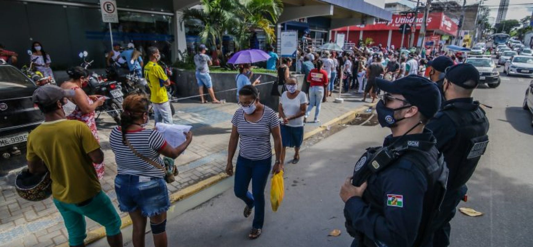 Ampliação do auxílio emergencial de R$ 600 fica restrita a mães adolescentes