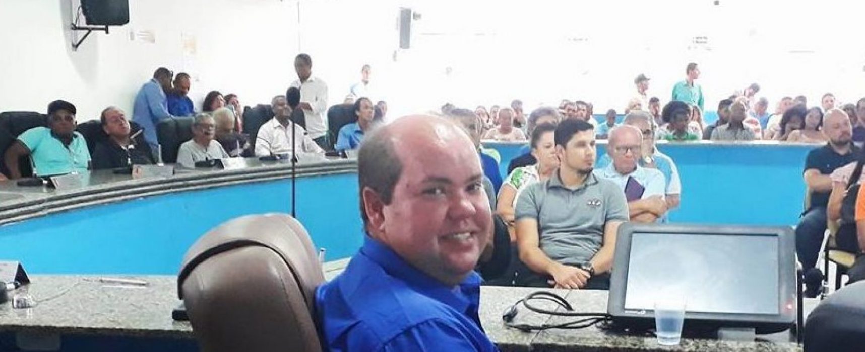 Em defesa das empresas e dos empregos.