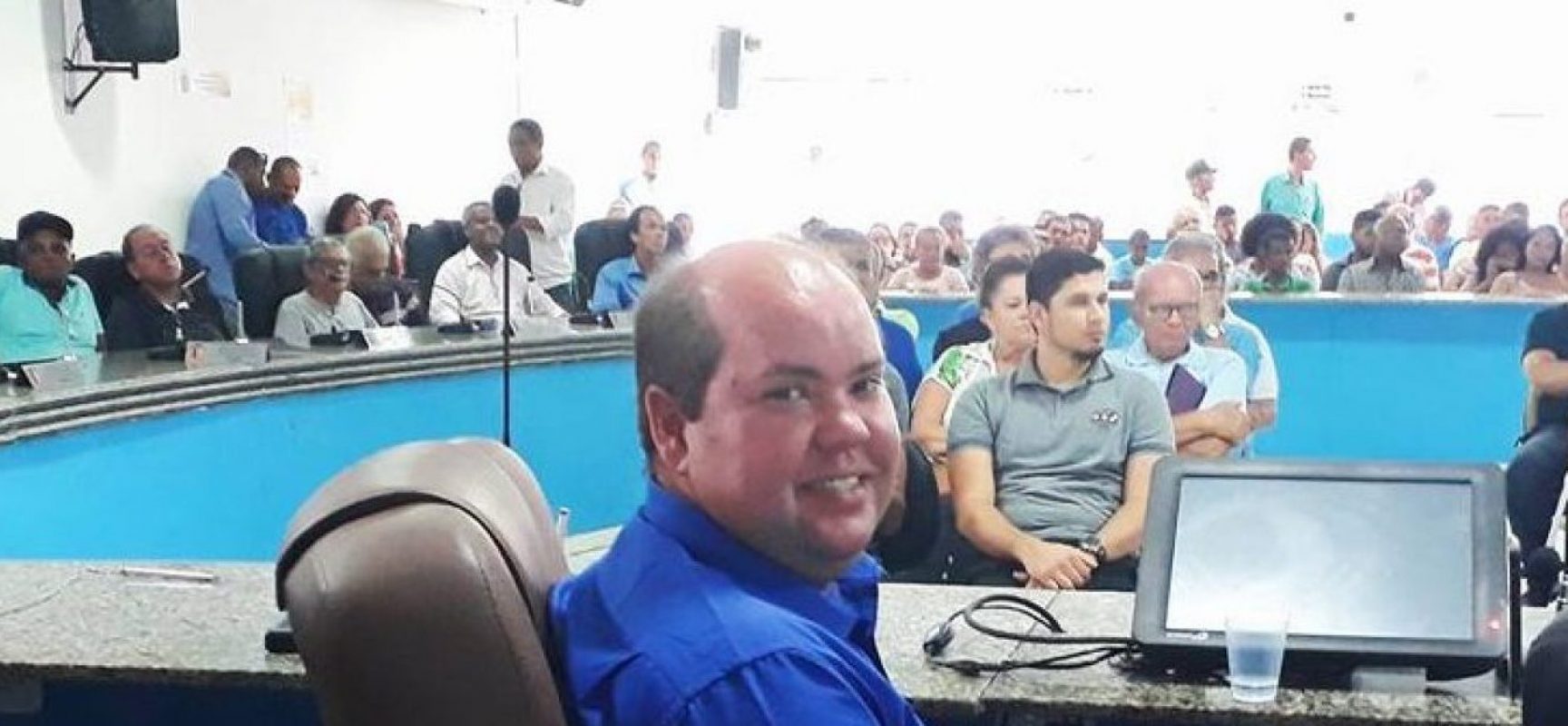Em defesa das empresas e dos empregos.