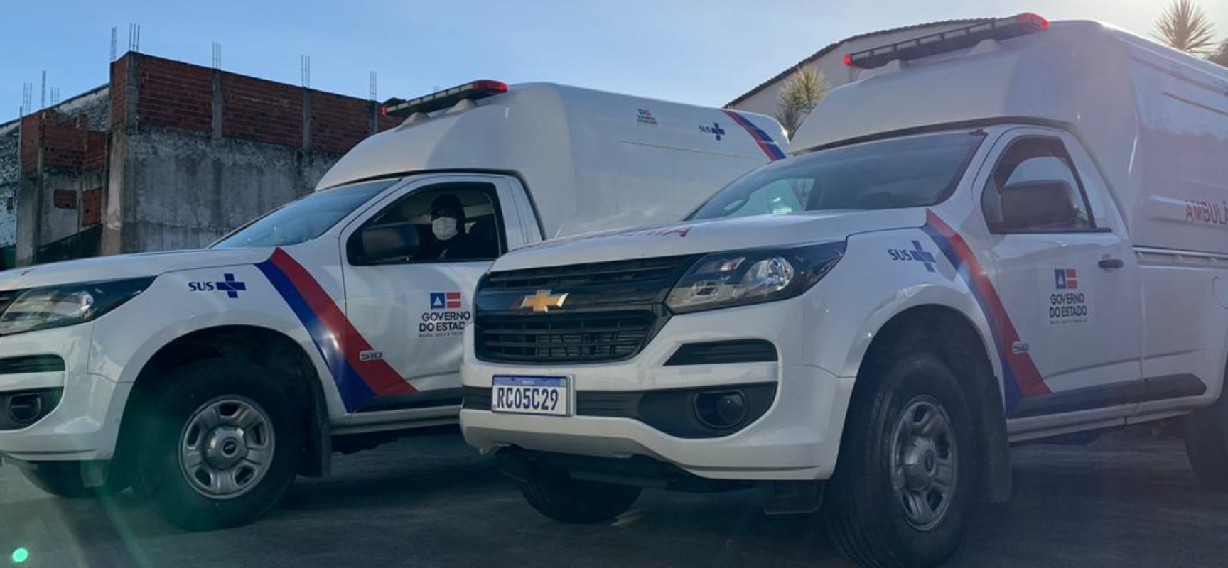 Governo da Bahia entrega mais 26 ambulâncias picape para reforçar o combate ao coronavírus no interior​