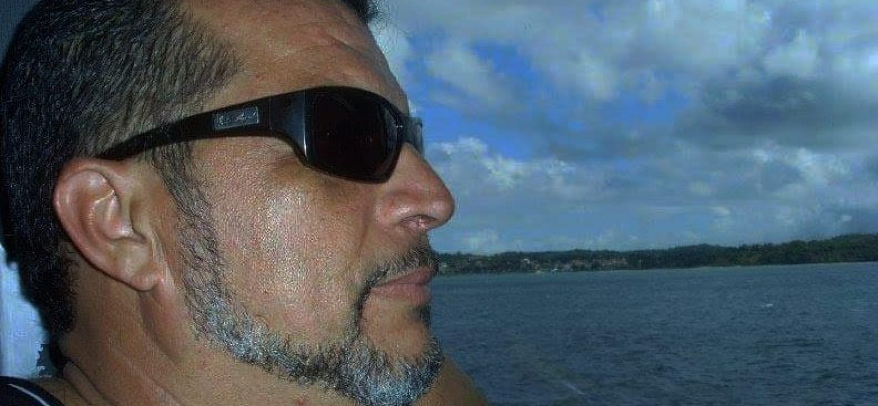 ILHÉUS: Parabéns DENE, feliz aniversário!