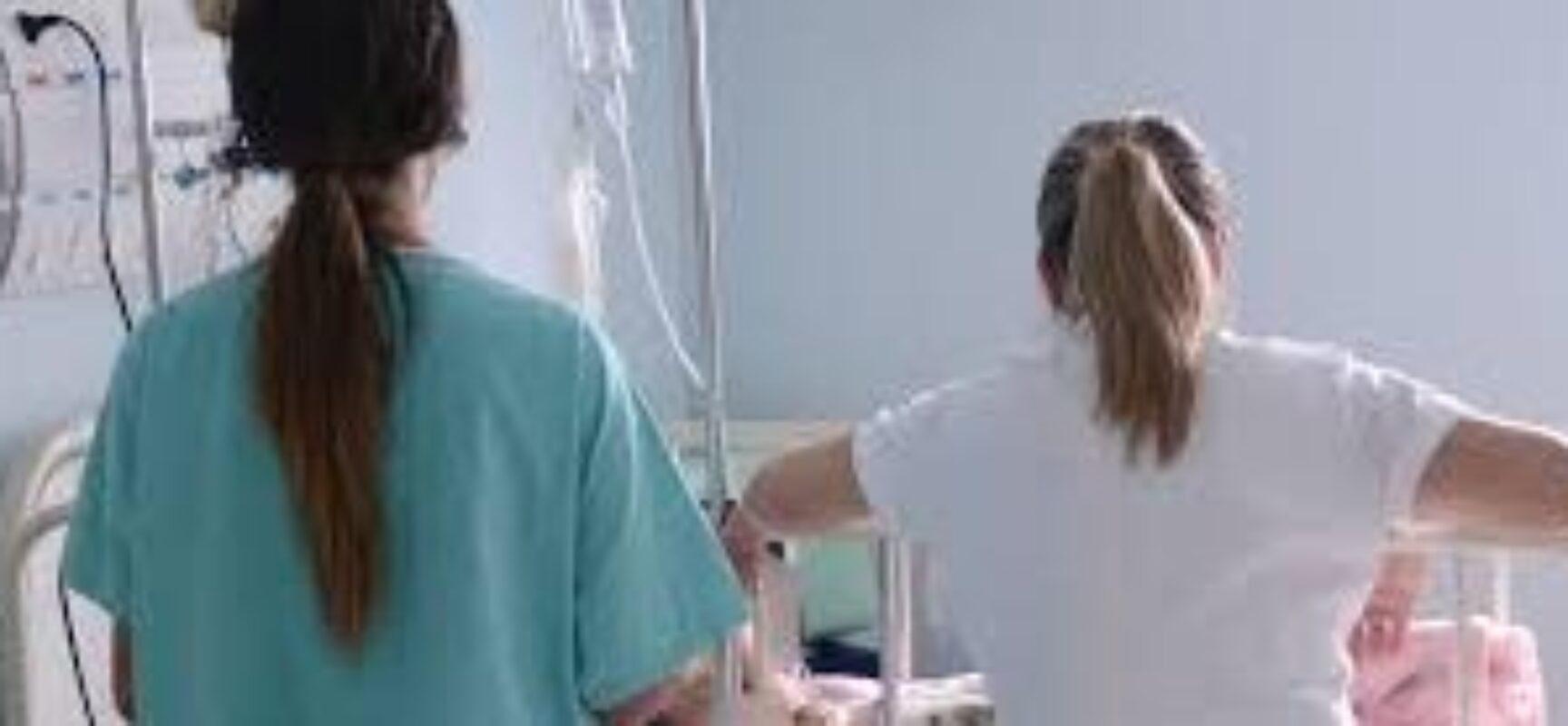 Recém-nascidos e crianças com problemas respiratórios fazem parte do grupo de risco para a COVID-19