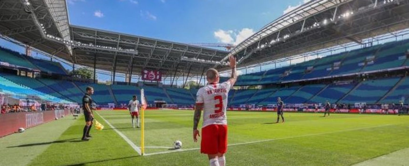 Torneio alemão reinicia com protocolo de segurança e gol de brasileiro