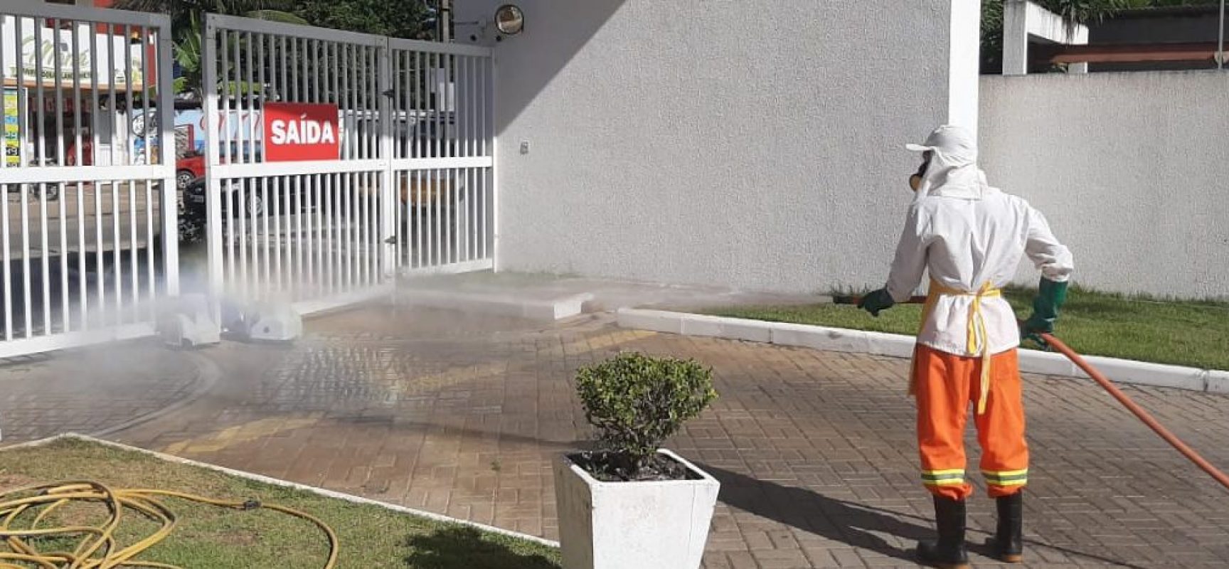 VEREADOR ESCUTA SOLICITA AO PREFEITO MÁRIO ALEXANDRE DESINFECÇÃO DOS CONDOMÍNIOS RESIDENCIAIS DE ILHÉUS