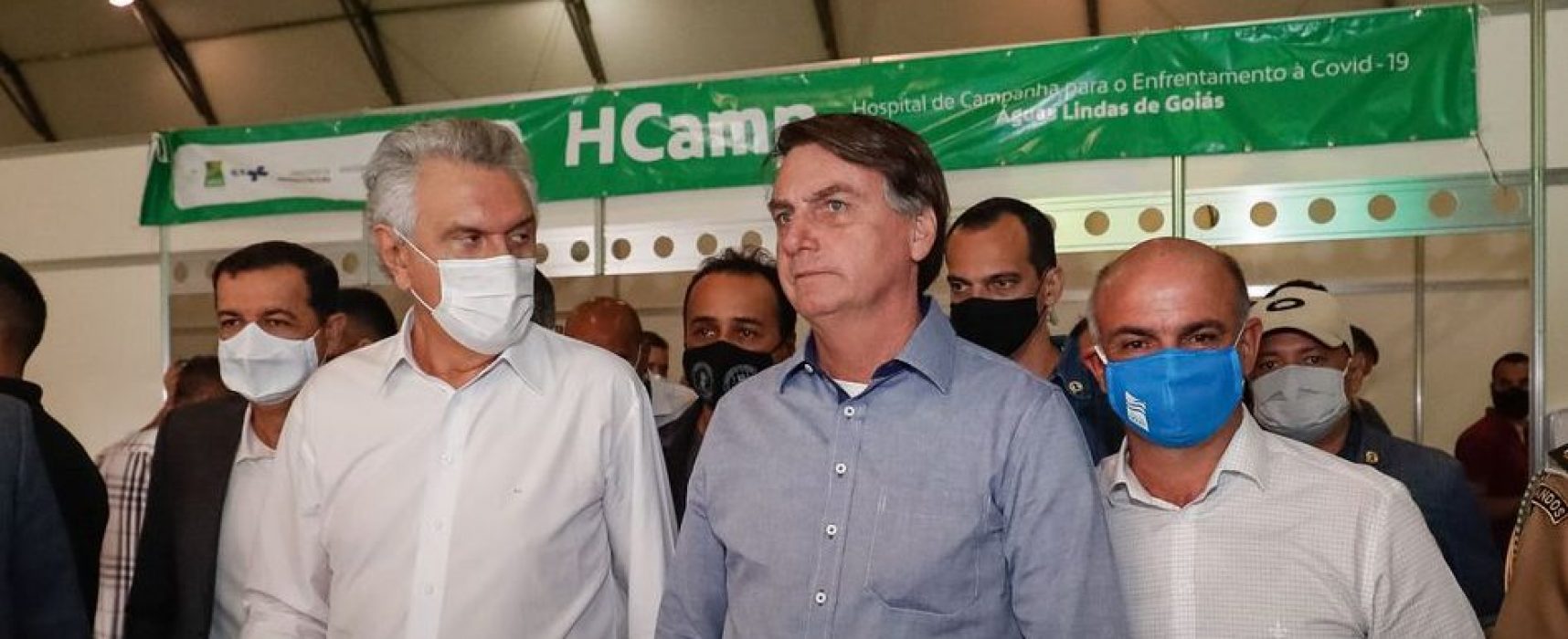 AGU recorre de decisão que determinou uso de máscara ao presidente