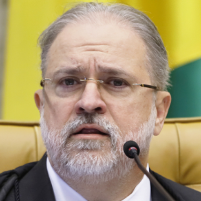 Aras pede investigação sobre denúncias de invasão a hospitais