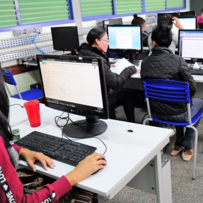 Maioria das escolas brasileiras não tem plataformas para ensino online