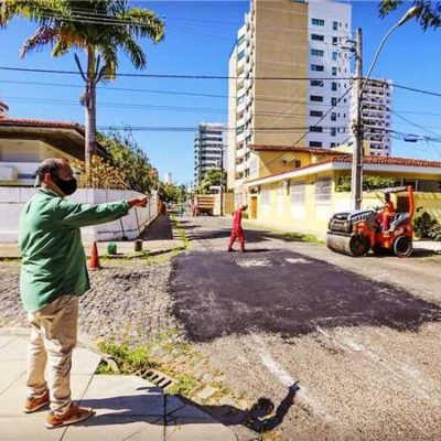 Prefeitura dá continuidade à operação tapa-buracos em diversos pontos de Ilhéus