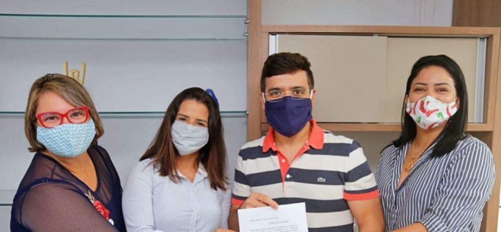 Valderico Junior empossa diretoria do grupo Mulheres Democratas