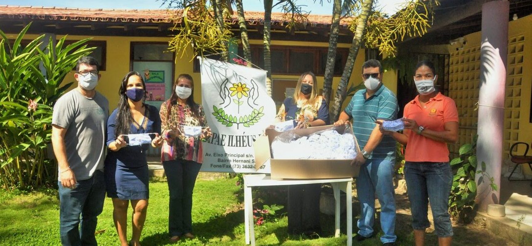 AIAM e HNB realizam doação de 1000 máscaras de proteção para a Apae de Ilhéus