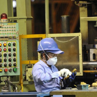 Em recuperação, faturamento da indústria cresce 11,4% em maio