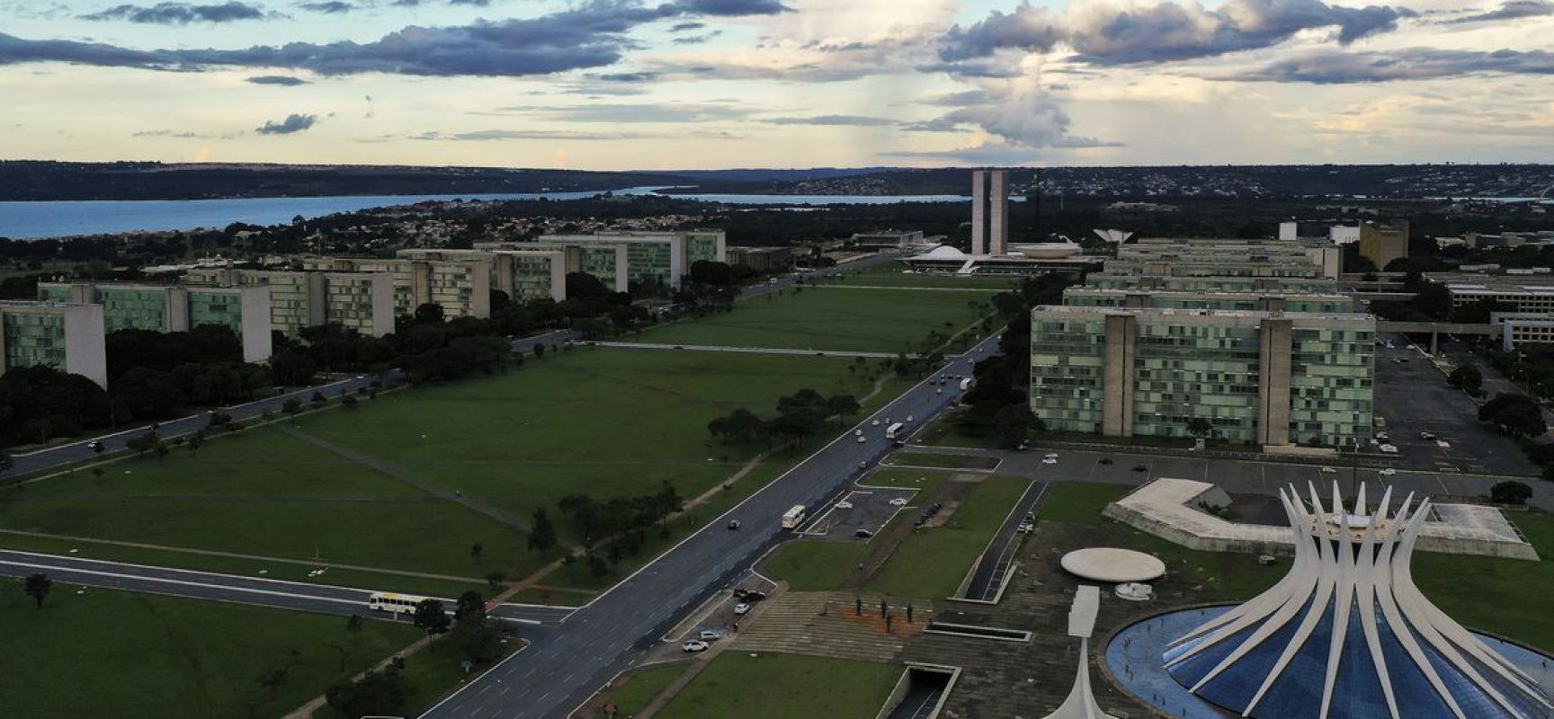 Executivo federal tem 49% dos servidores em trabalho remoto