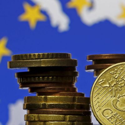 União Europeia tenta acordo sobre recuperação pós-covid-19