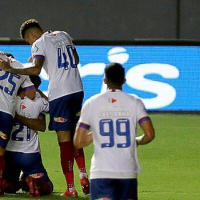 Com gol nos acréscimos, Bahia vence Bragantino e segue 100% na Série A