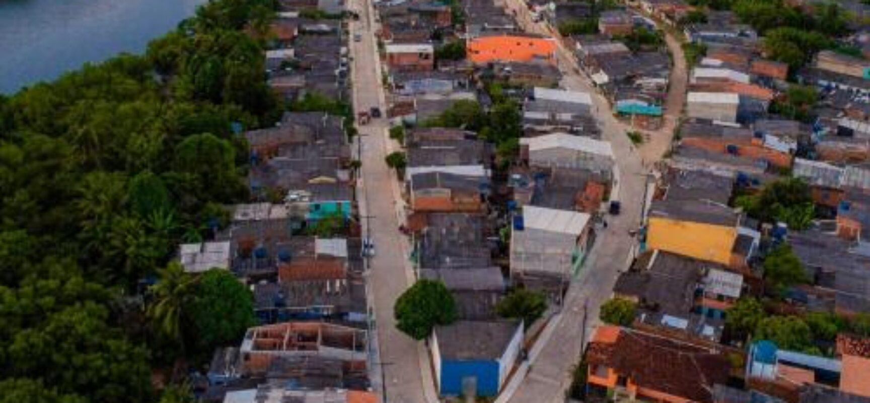 Muitos logradouros e bens públicos em Ilhéus ainda continuam com denominação de pessoas vivas