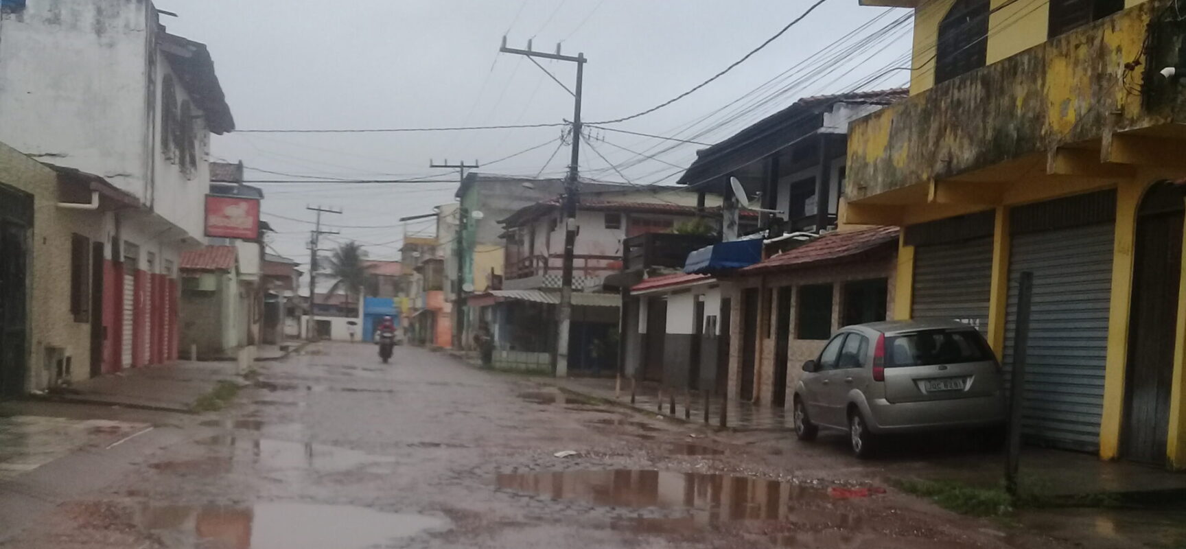 Vereador LUIZ CARLOS ESCUTA reivindica pavimentação asfáltica para a Rua Gardênia Vereador LUIZ CARLOS ESCUTA reivindica pavimentação asfáltica para a Rua Gardênia